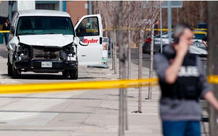 Hiện trường vụ đâm xe tải ở Canada khiến hàng chục người thương vong